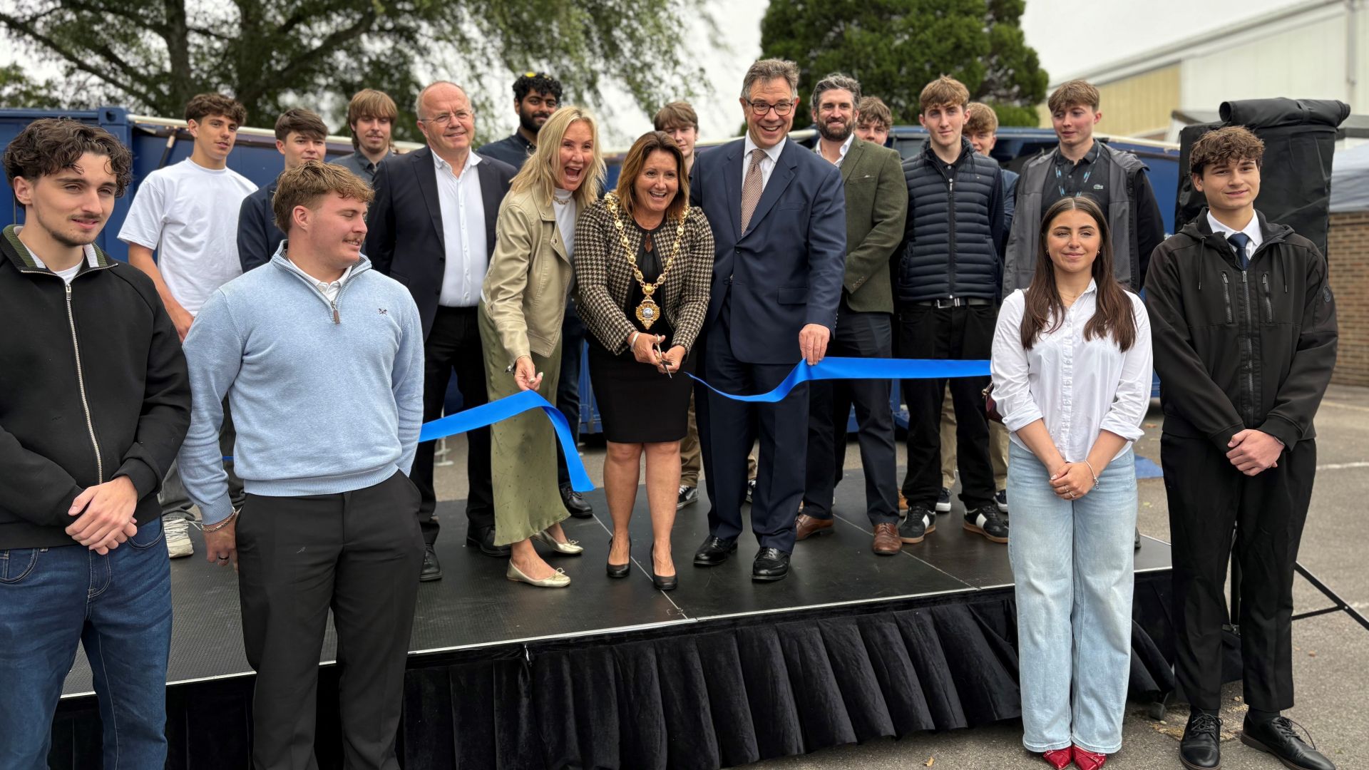 From left, FIRSTScandinavia CEO, P.A. Konradsen; MP for Gosport, Dame Caroline Dinenage; Mayor of Gosport, Councillor Kirsten Bradley; President Boeing UK & Ireland, Jeremy Quin, Government Business Director, StandardAero, David Steer plus apprentices.